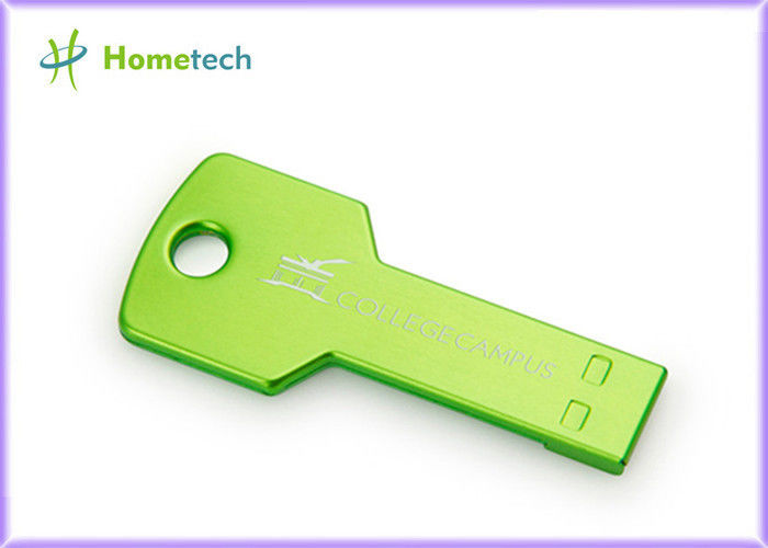 파란/녹색 금속 열쇠는 USB 섬광 드라이브에 의하여 주문을 받아서 만들어진 로고를 형성했습니다