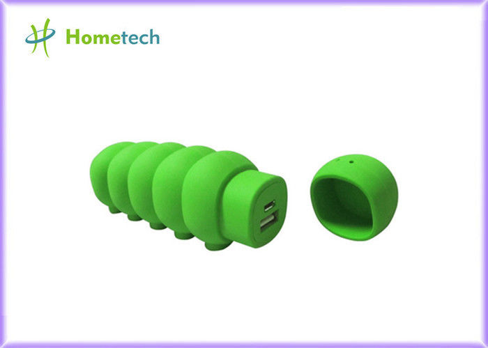 녹색 소형 립스틱 힘 은행은 2600마리 mAh 연약한 PVC 만화 모충 형성했습니다