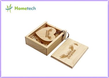 선전용 선물을 위한 심장에 의하여 형성되는 나무로 되는 USB 섬광 드라이브에 의하여 주문을 받아서 만들어지는 로고